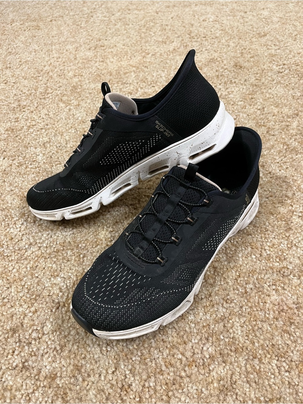 Women’s Sketchers Sport Glide Step Gratify Pace Slip-Ins Sneakers Black & Gold